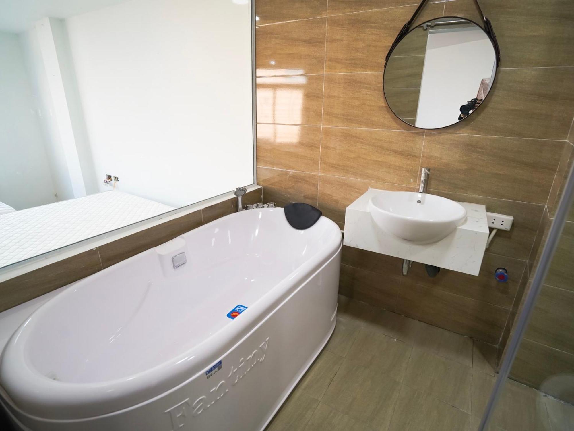 Hanoi Star Hotel Room photo